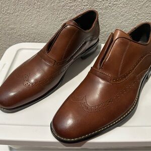 Men's Brown Leather Wingtip Slip-On Derby Shoes, Size 10